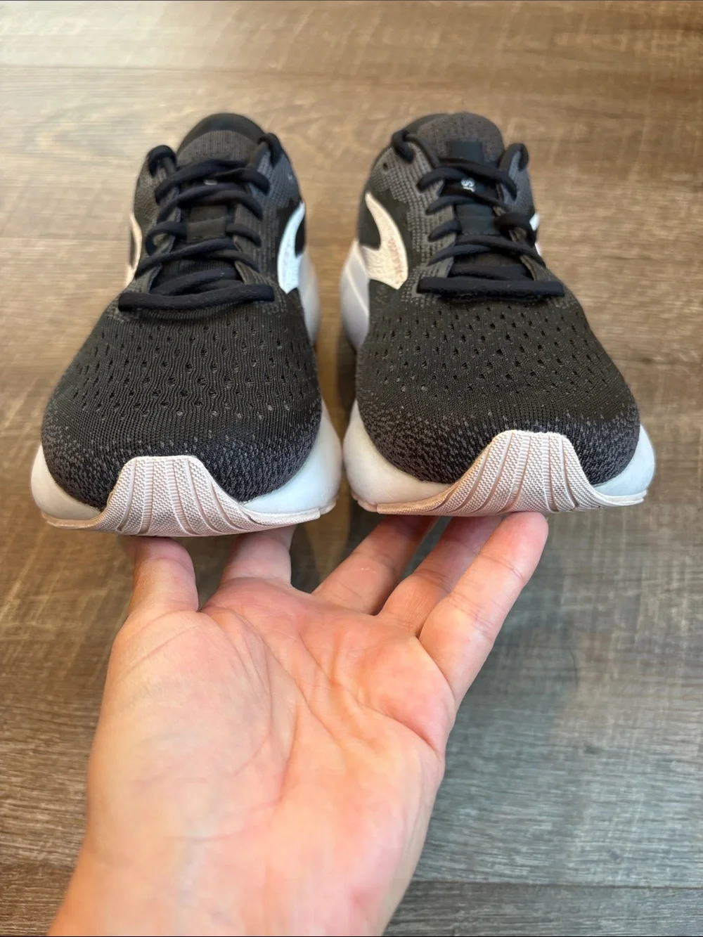 Brooks ghost 16