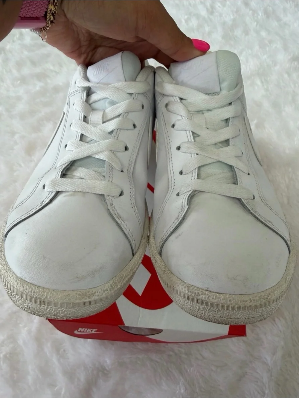 Nike worn handful