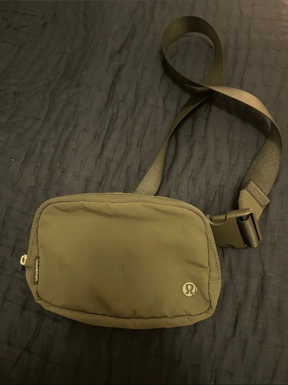 lululemon athletica Olive Belt Bag with Adjustable Strap