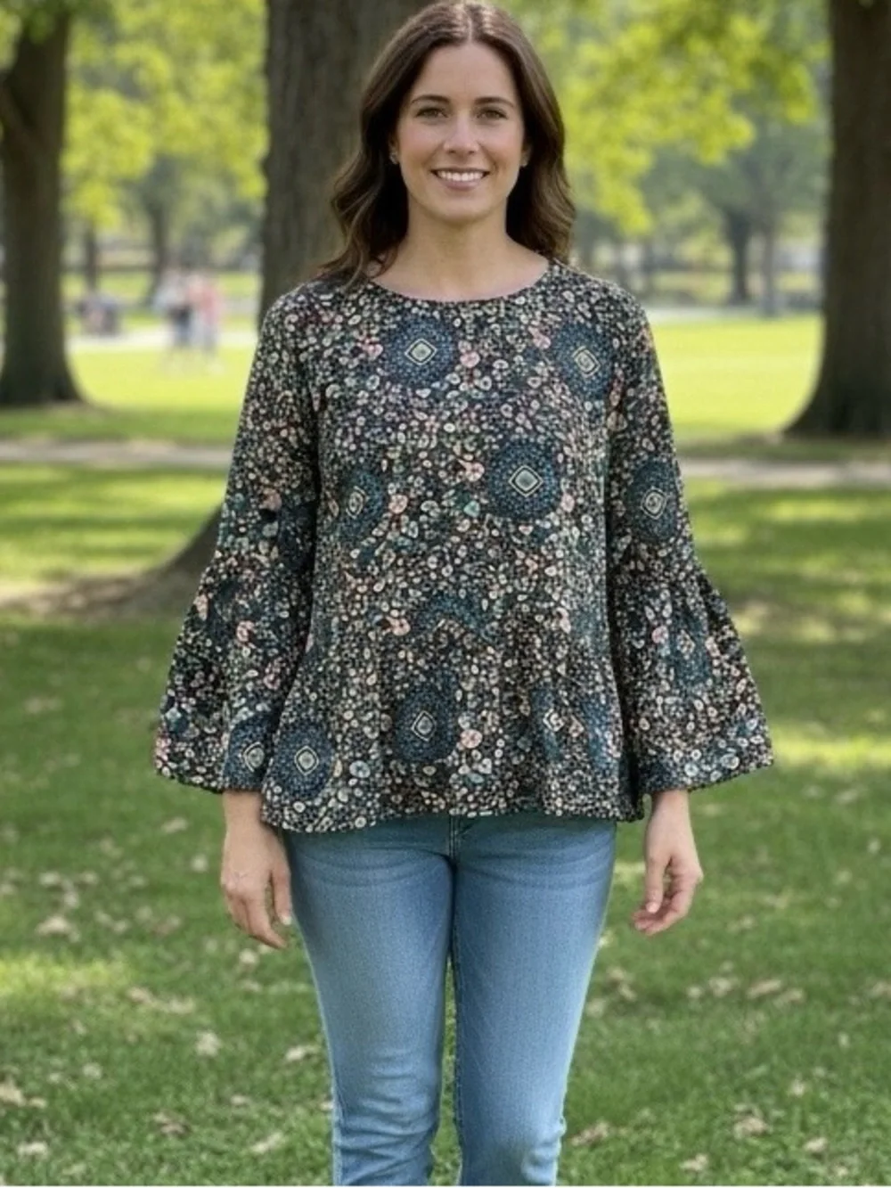 J. Crew Women’s Blue Green Floral Peplum Bell-Sleeve Blouse Size Medium