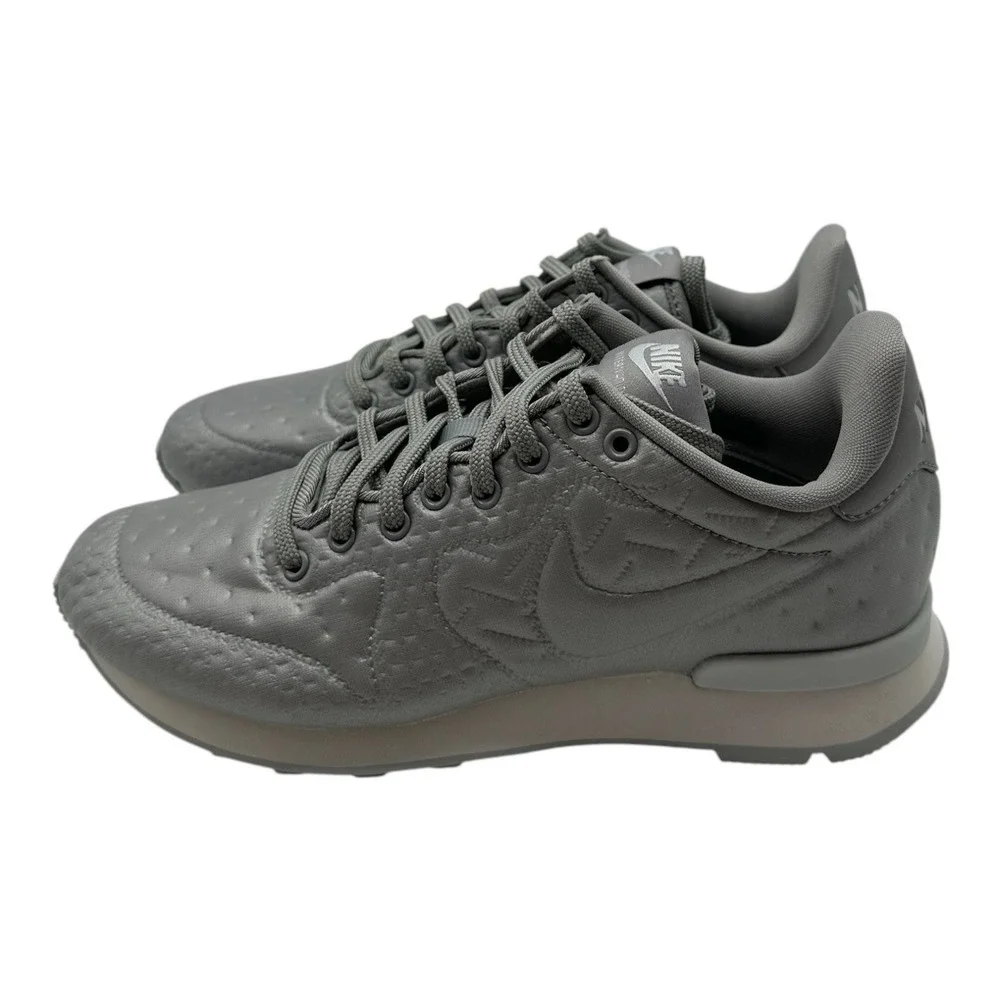 Nike Women's Athletic Shoes Gray