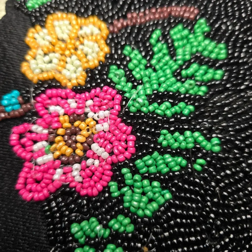 NWT Lulu Beaded Toucan Tropical Bag.