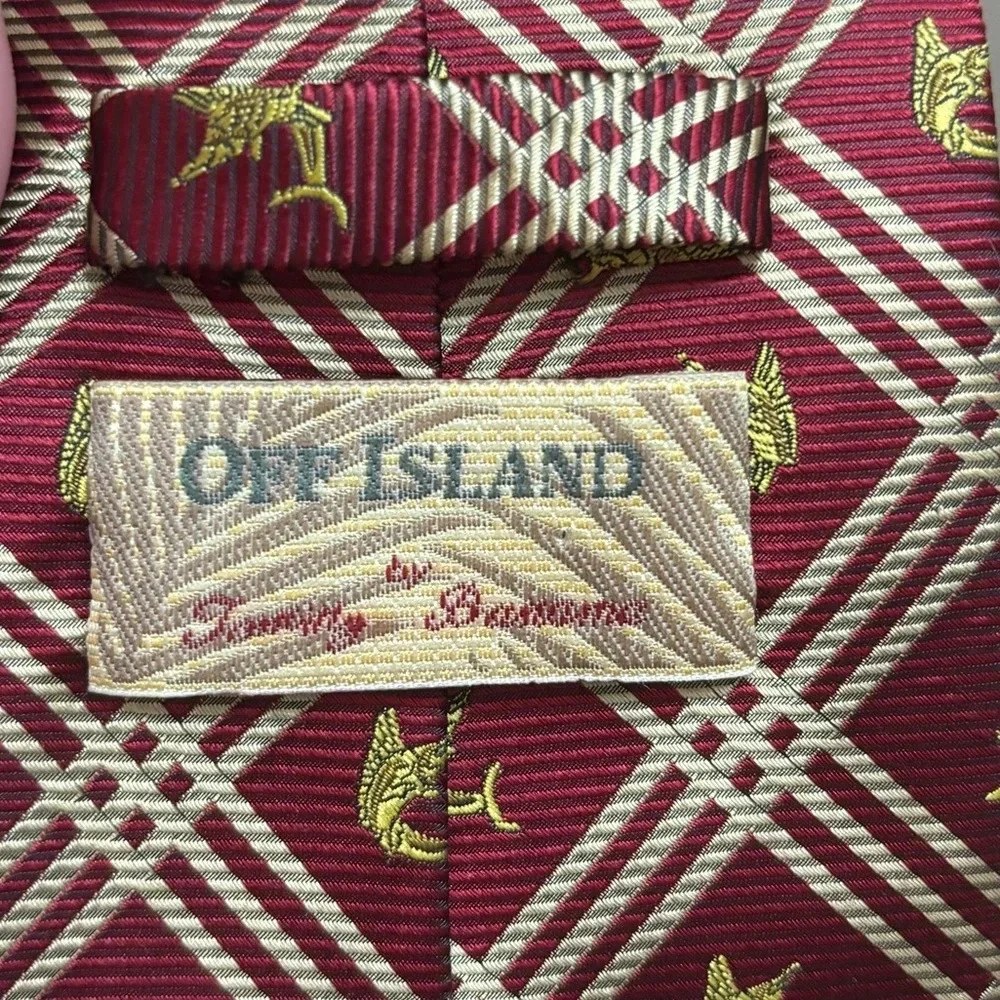 Tommy Bahama questions leave