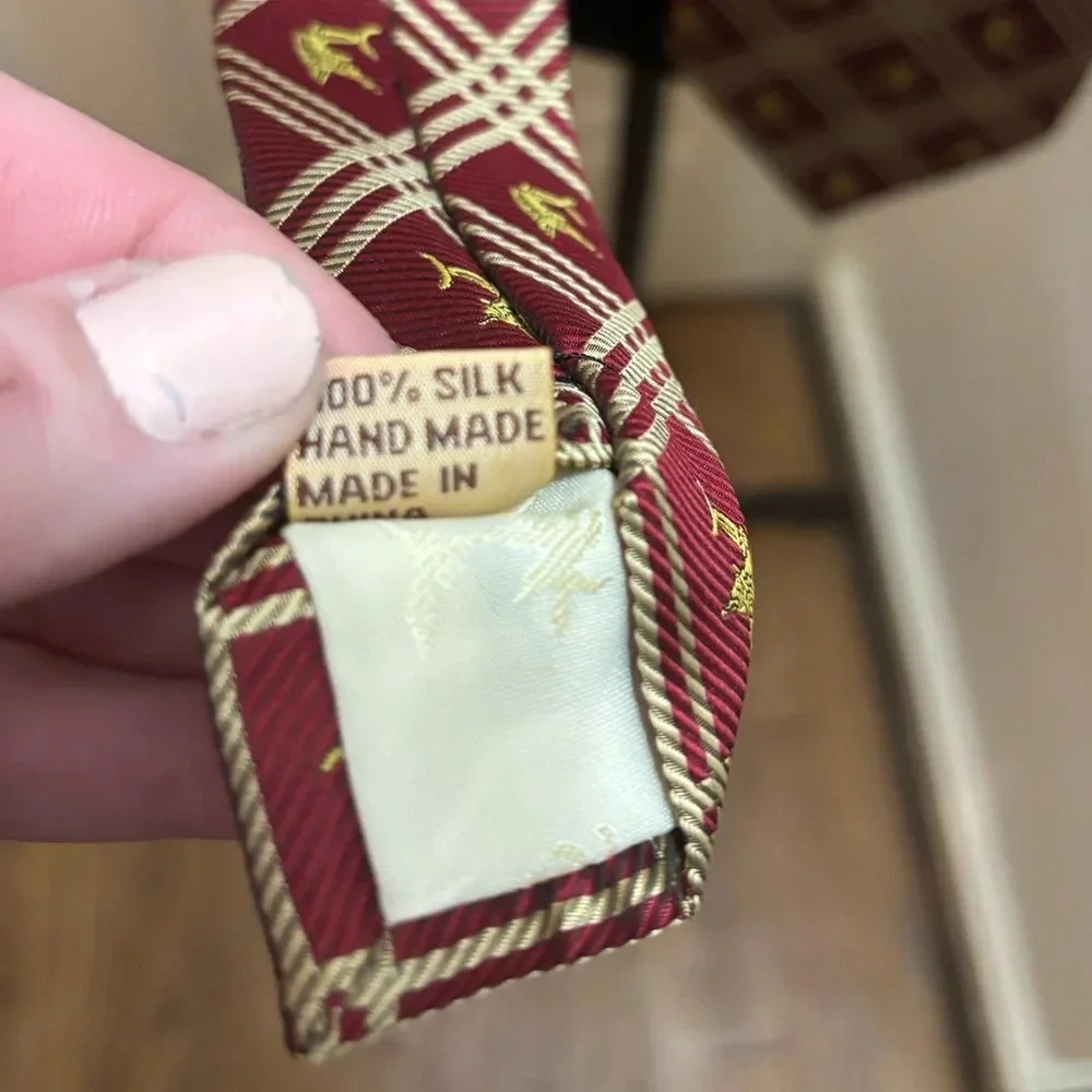 Tommy Bahama questions leave