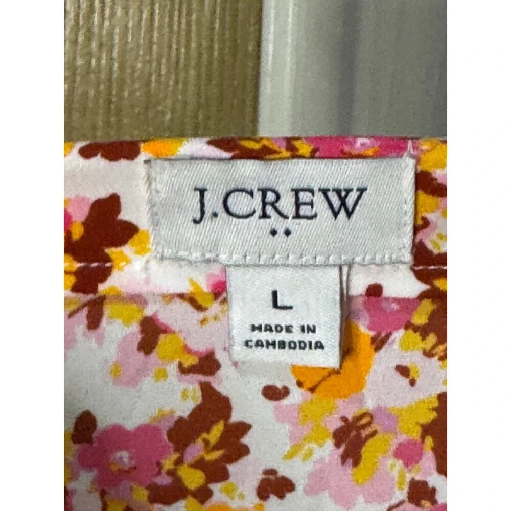 J Crew Women’s Floral All Over Print Multicolor Button Up V Neck Shirt Large