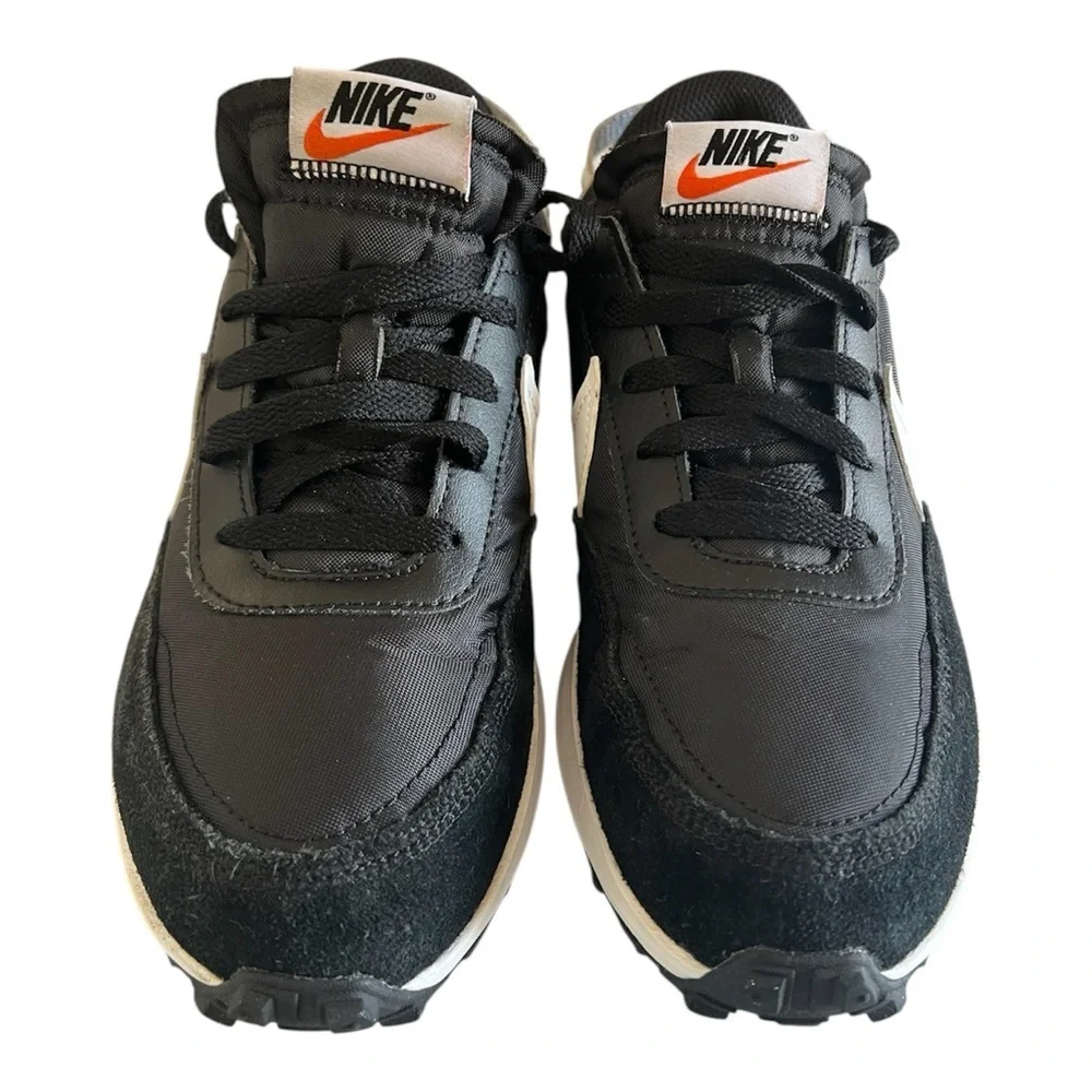 Nike Waffle Debut Black White Women's Size 9 DH9523-002 Casual Sneakers