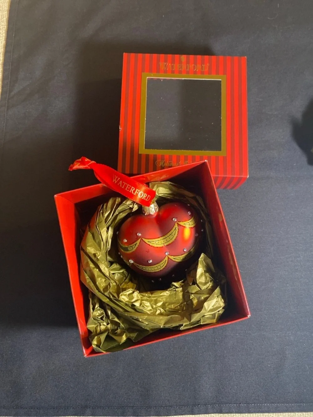 WATERFORD HOLIDAY HEIRLOOMS VICTORIAN JEWEL HEART CHRISTMAS ORNAMENT