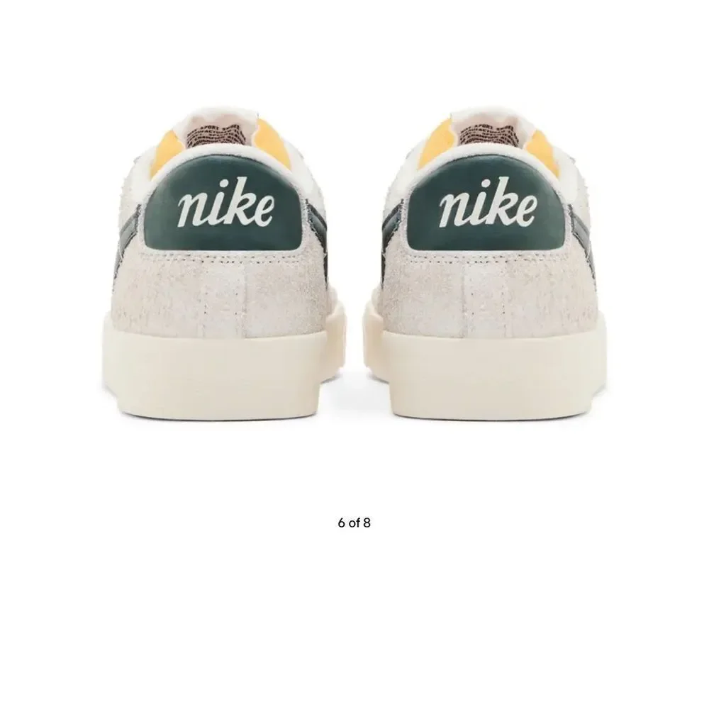Nike stylish sneakers