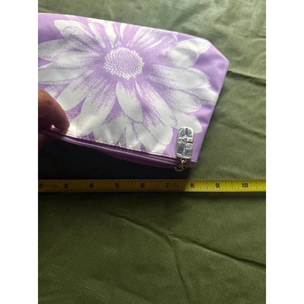 N/A lavender purple