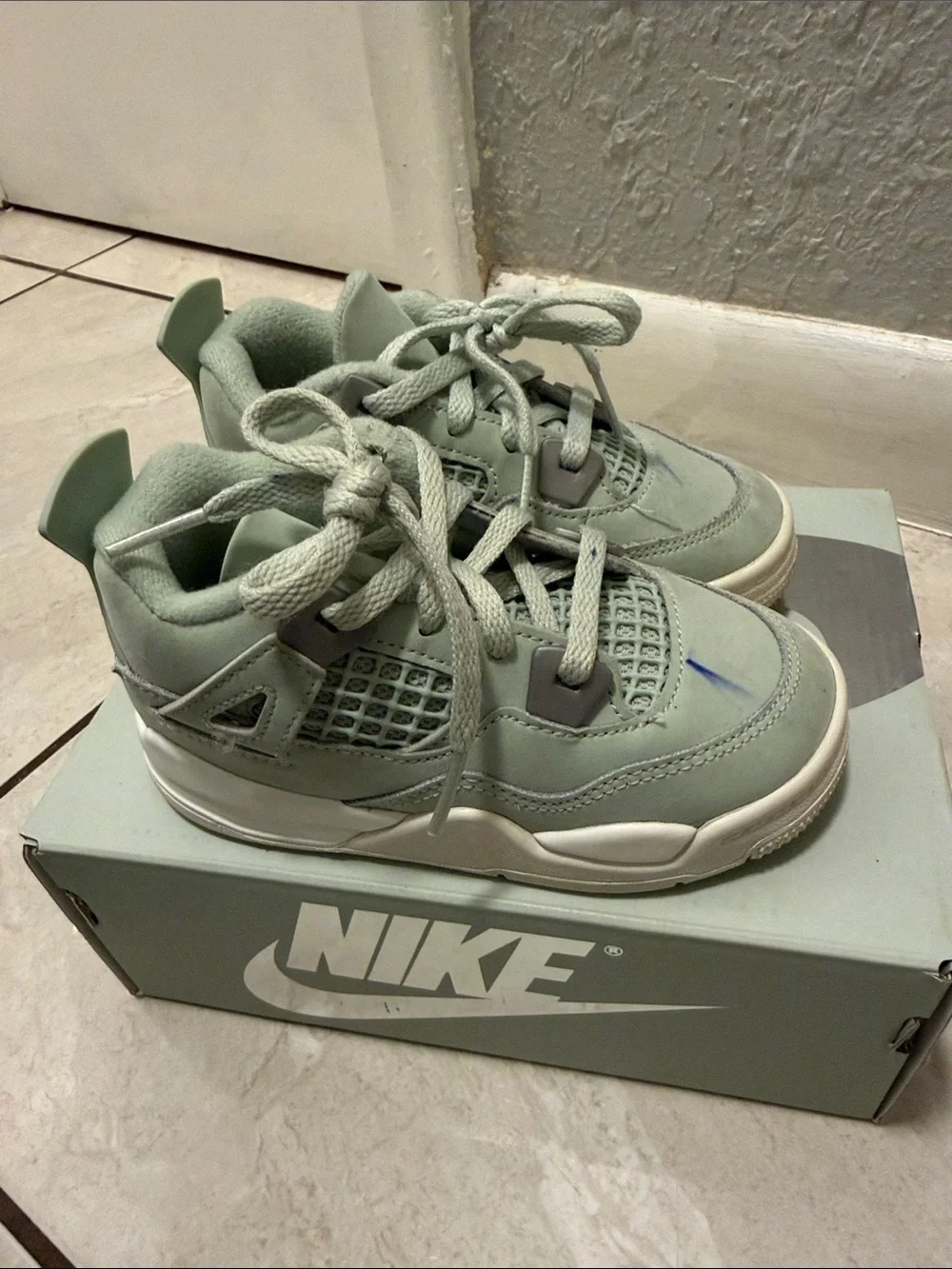 Kids Jordan 4 Retro Mint Green Lace-Up Casual Sneakers