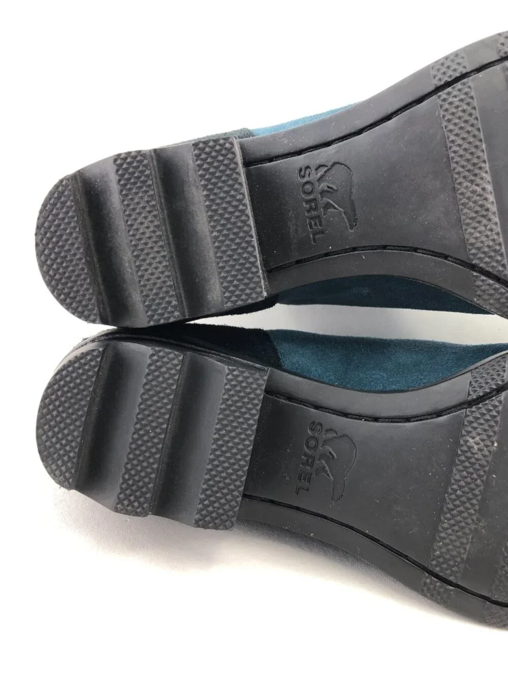 Sorel shaft cold