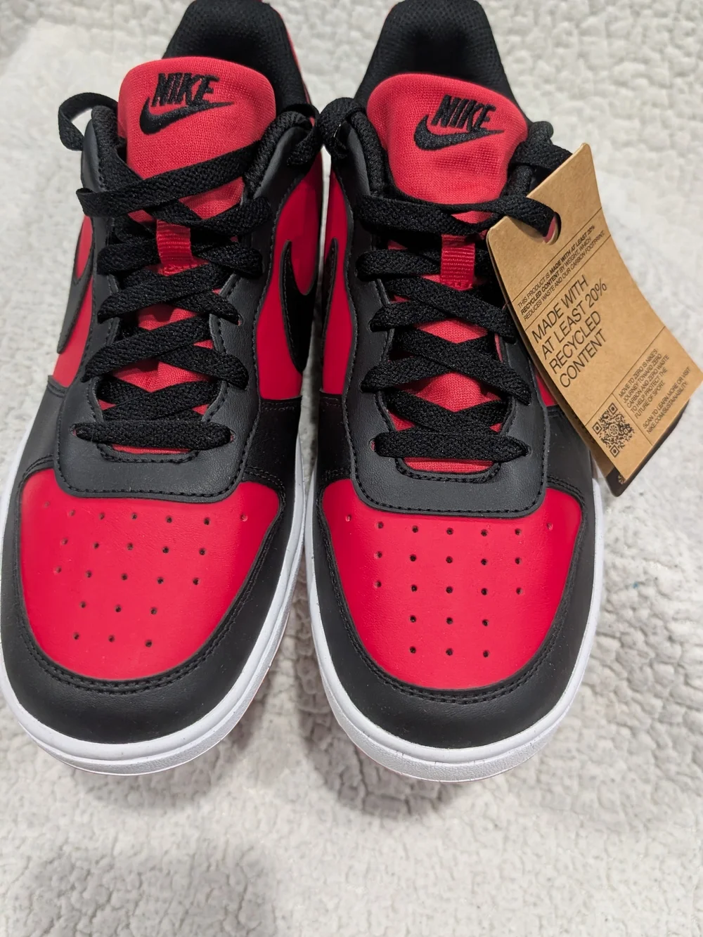 Nike bold red