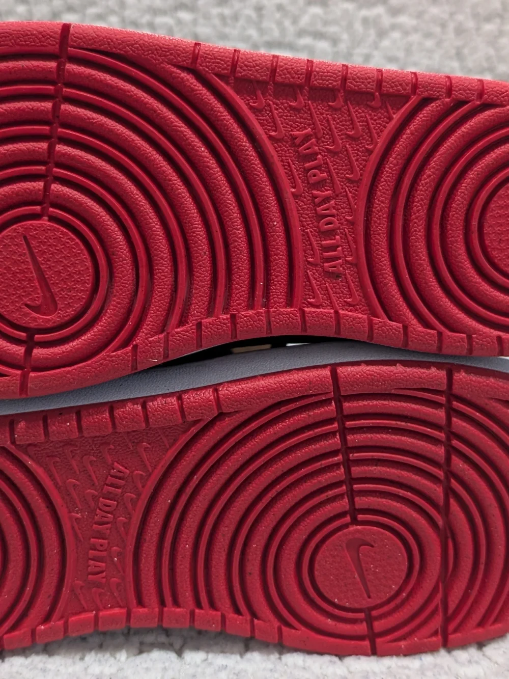 Nike bold red