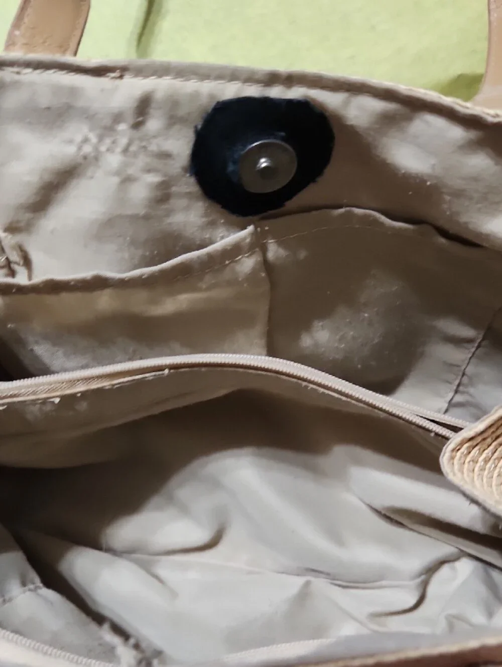 The Unbranded Brand classic woven