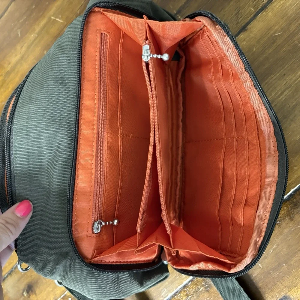Baggallini original everyday