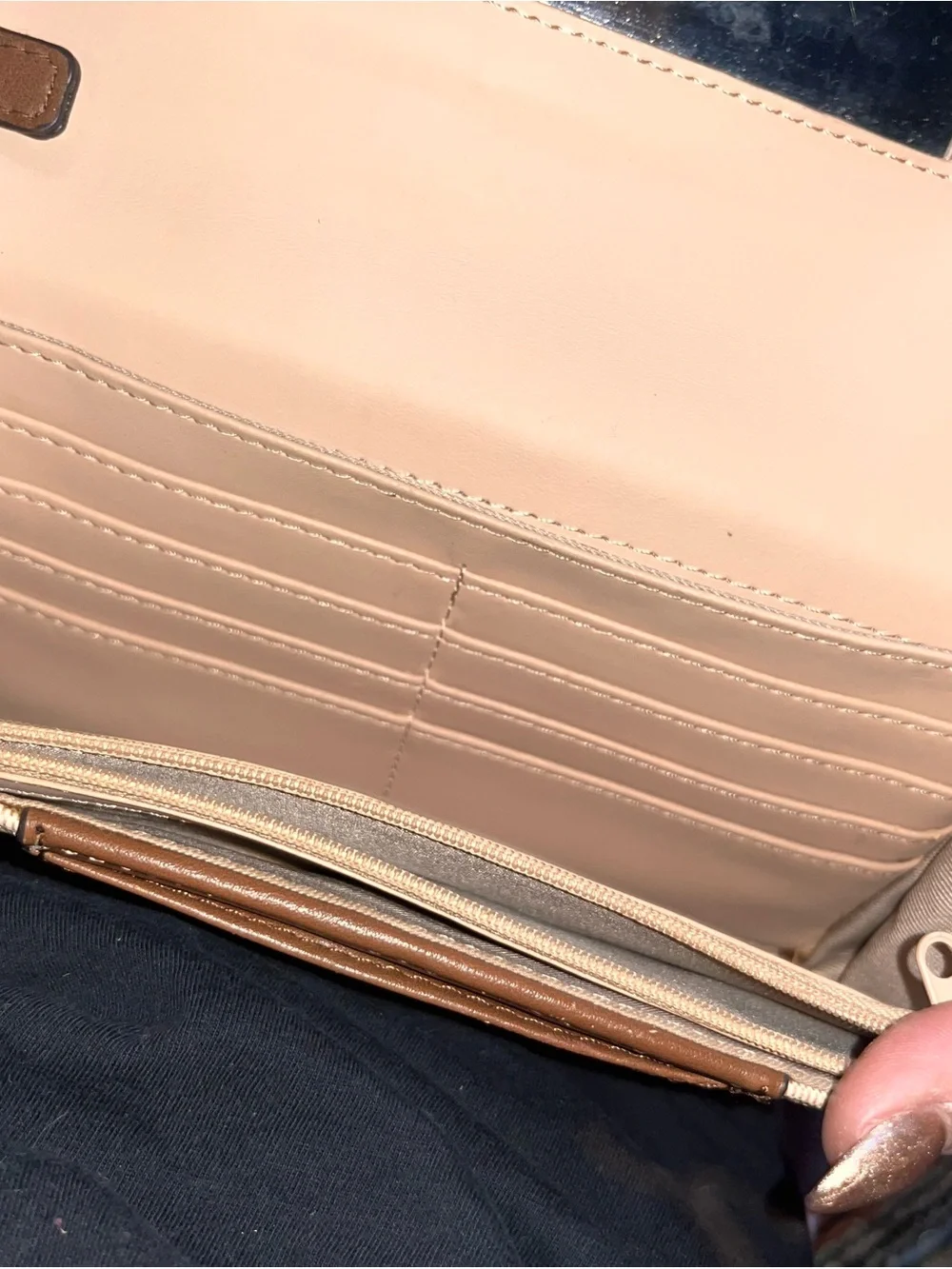 Nine West compact nine