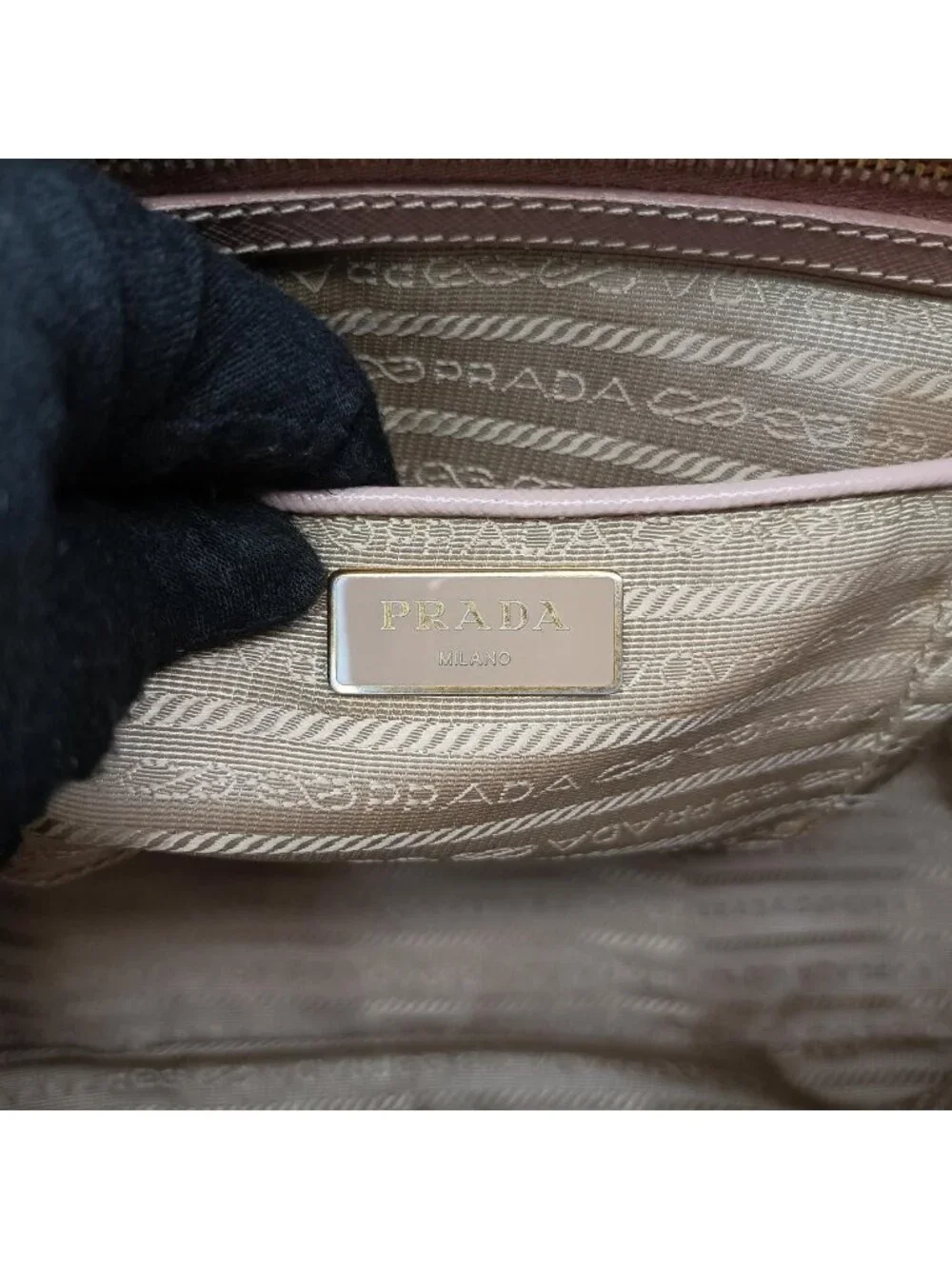 Prada Galleria Pink Saffiano Leather 25 Handbag