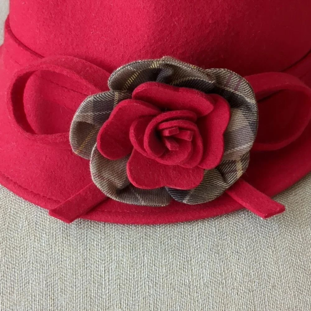 Barbour red wool