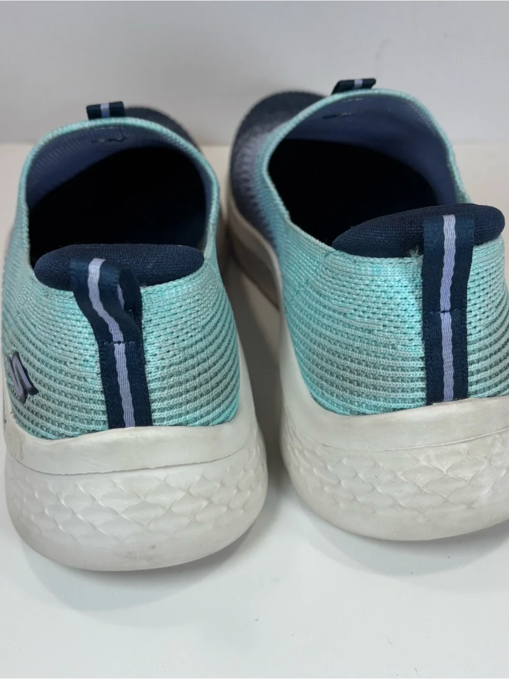 Skechers breathable knit