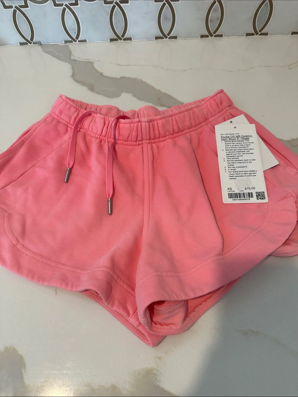 NWT Scuba Oversized Mid-Rise Dolphin-Hem Short 3