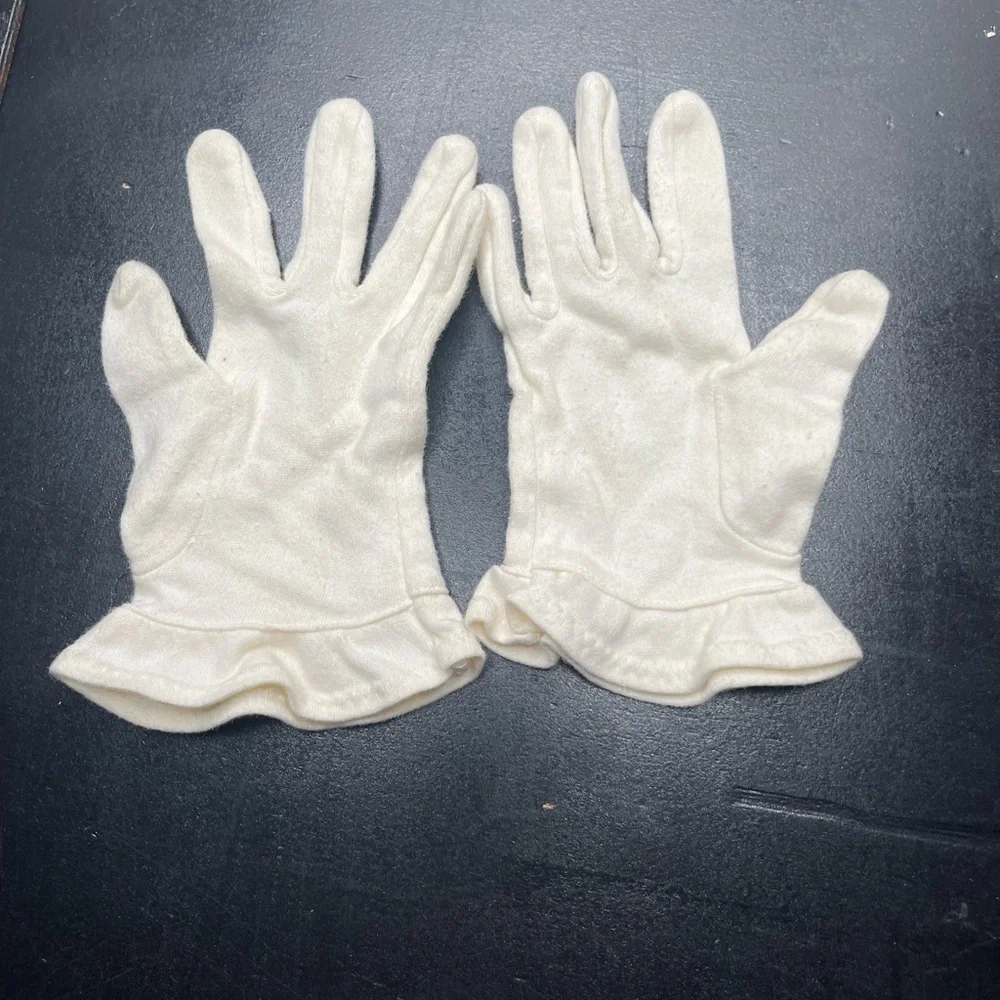 💕Bundle 3 for $20 Vintage Classic 6.5” small White Cotton Gloves ruffle edge