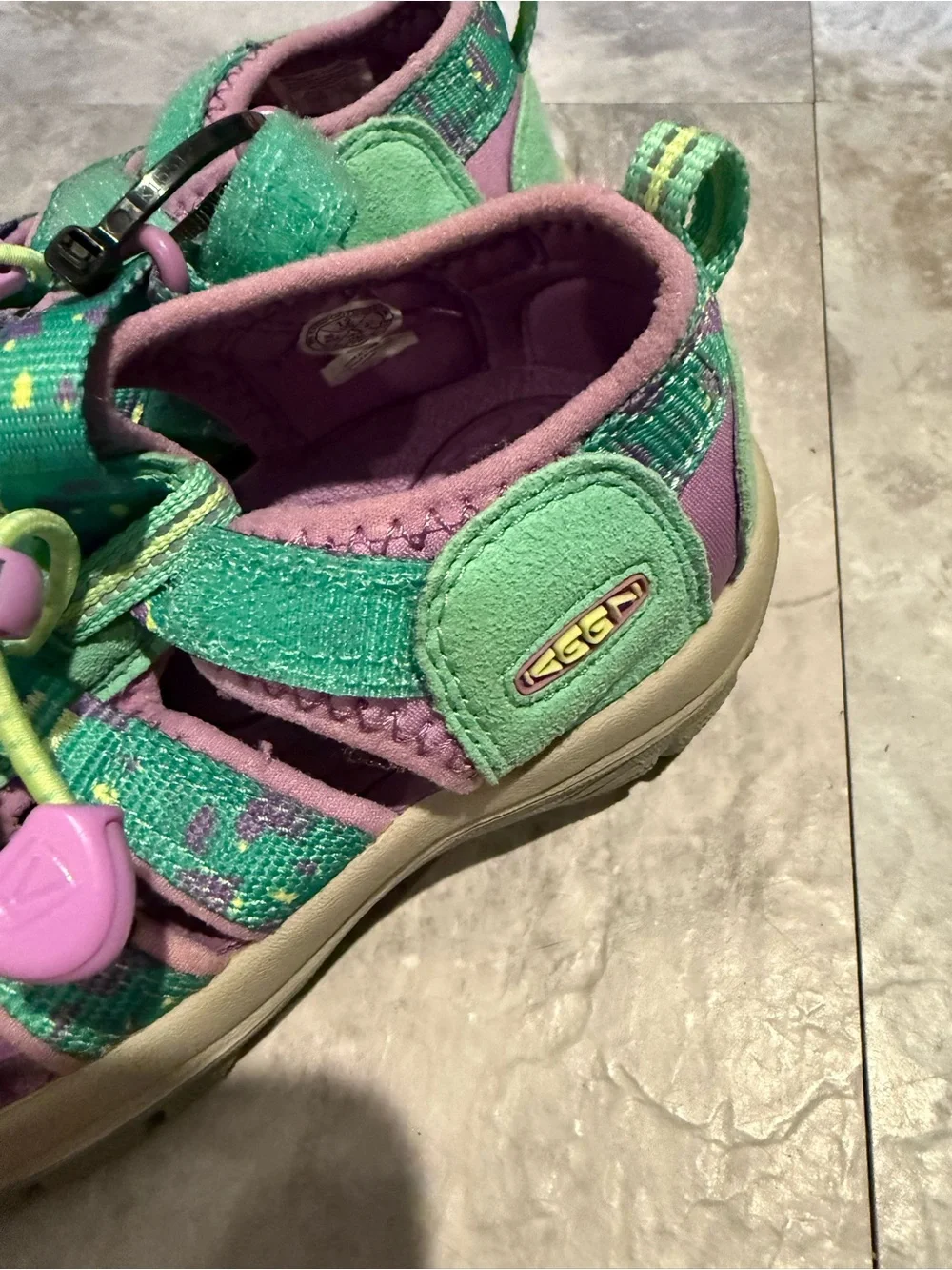 Keen durable closed