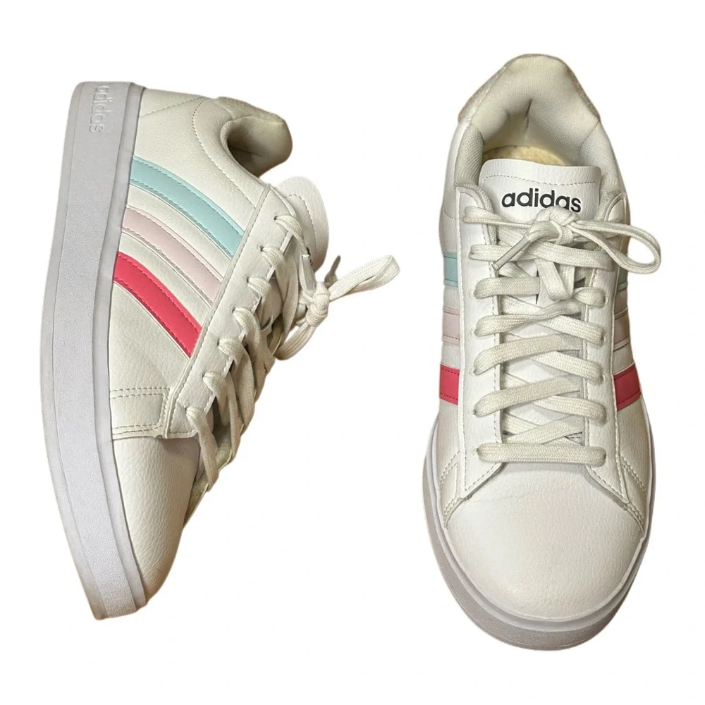 Adidas Grand Court 2.0 Tennis Shoe