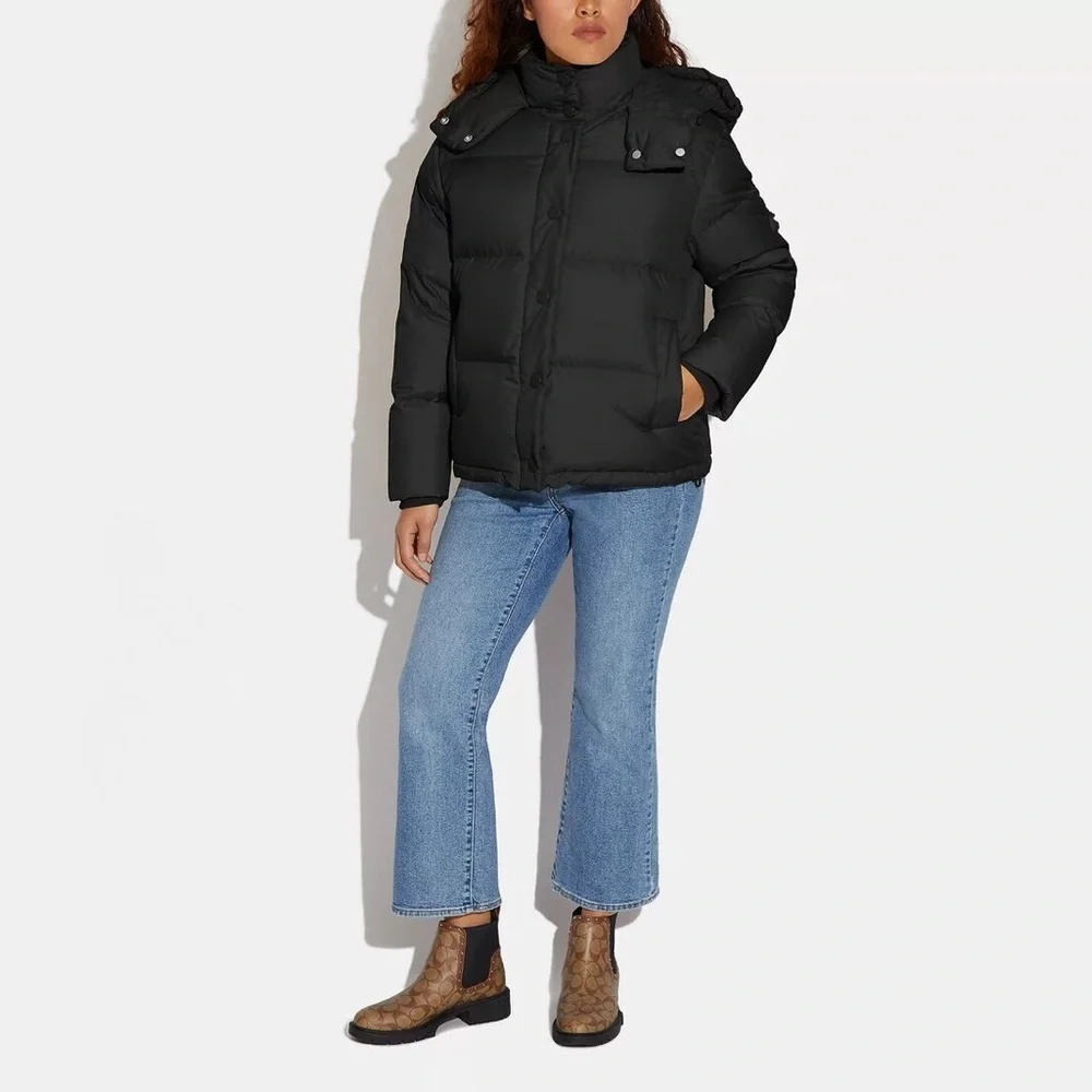 COACH Short Down Puffer Coat Size Large