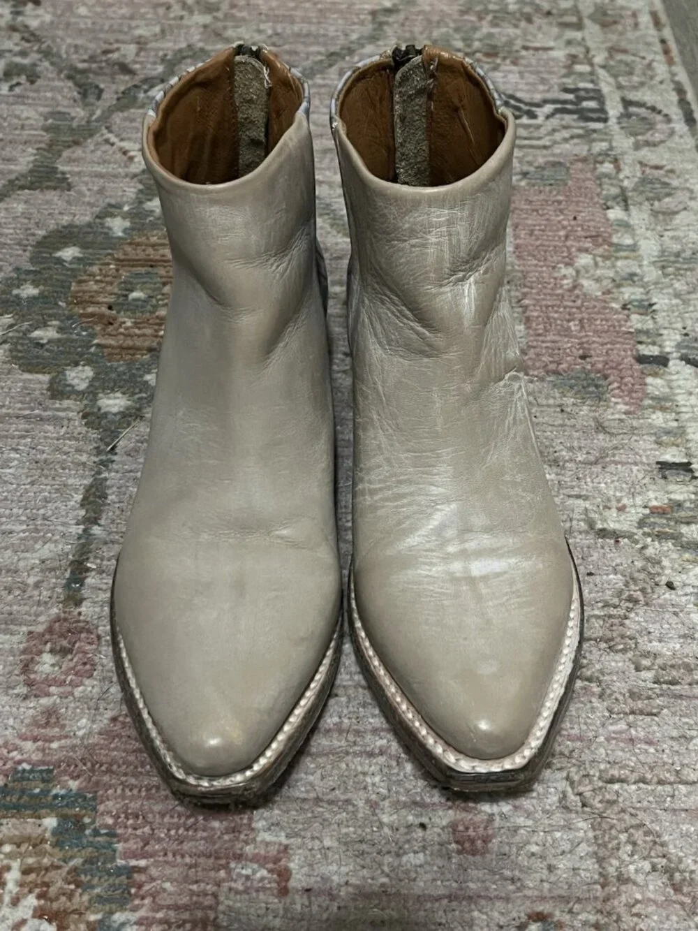 freebird size preowned gray