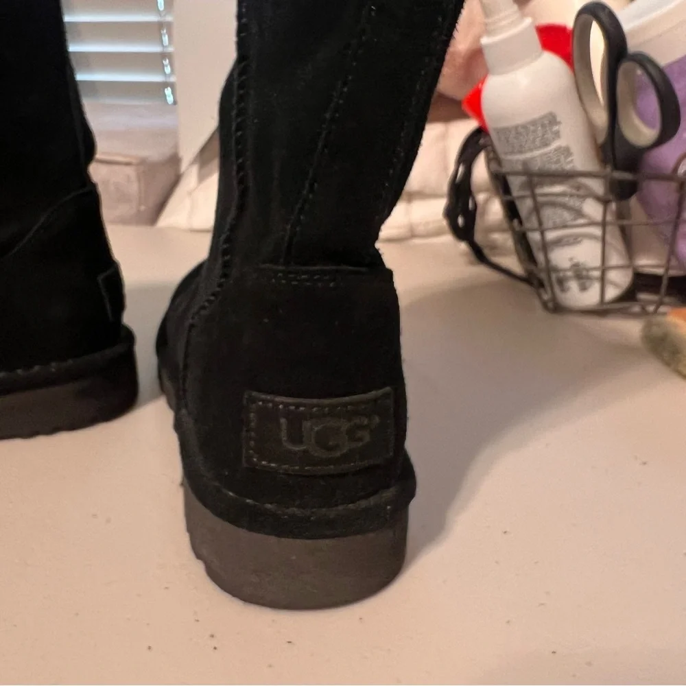 UGG elegant boots