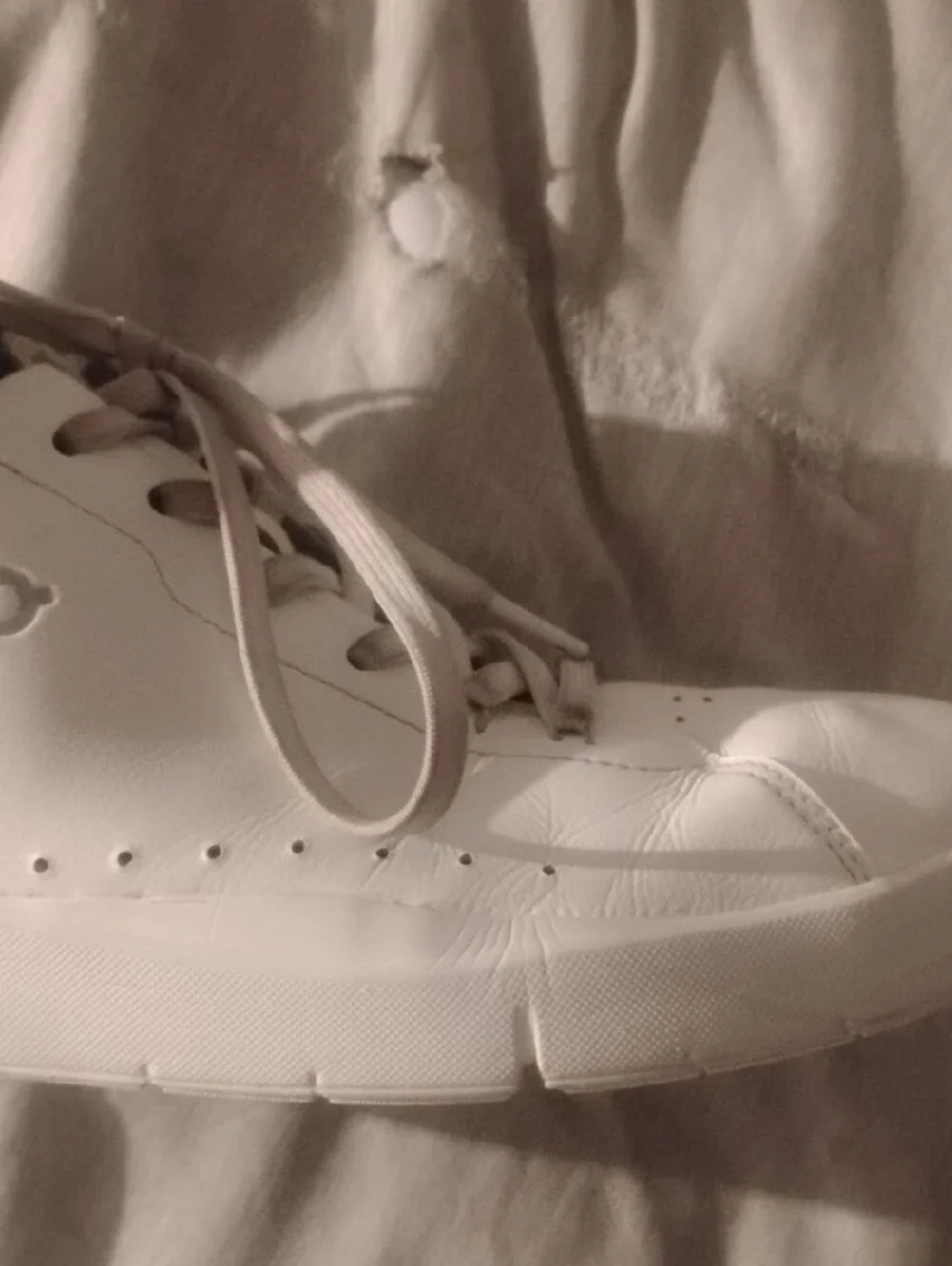On Running lightweight lace