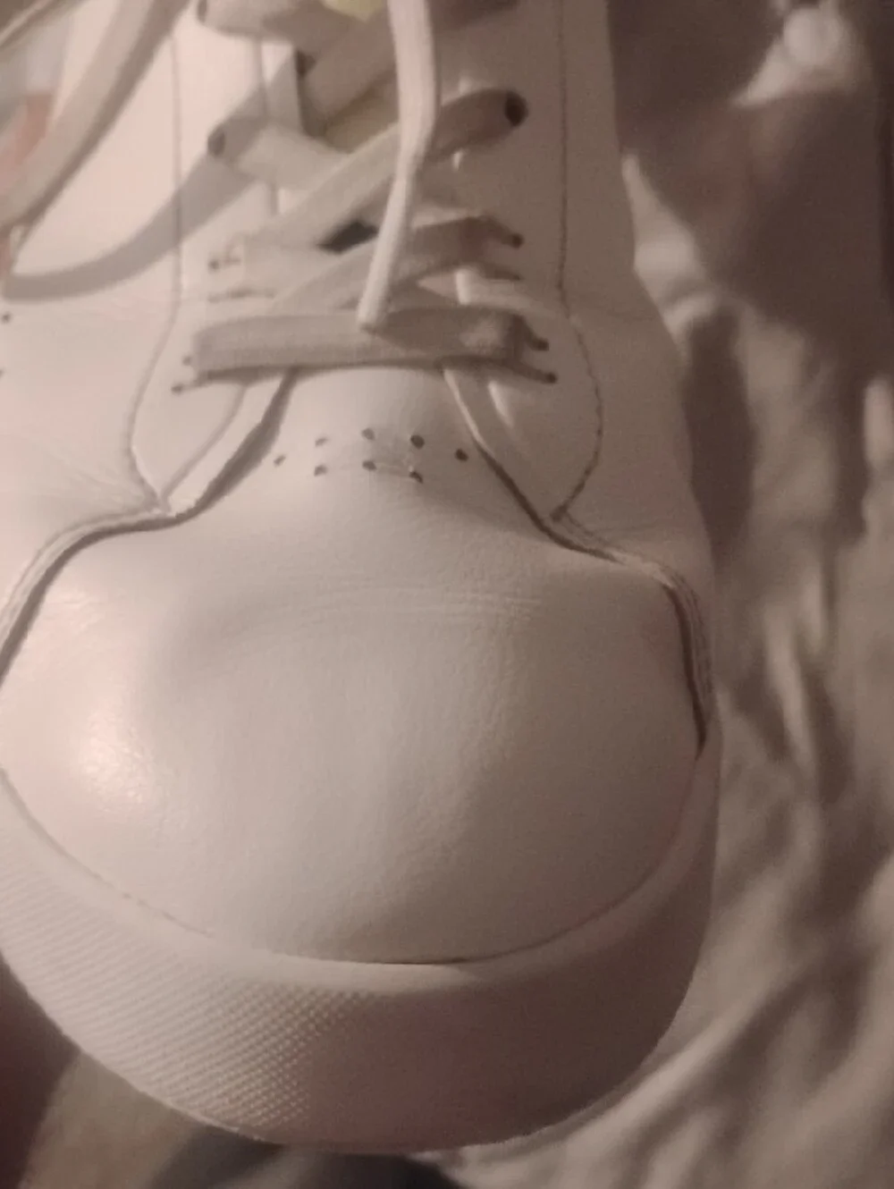 On Running lightweight lace