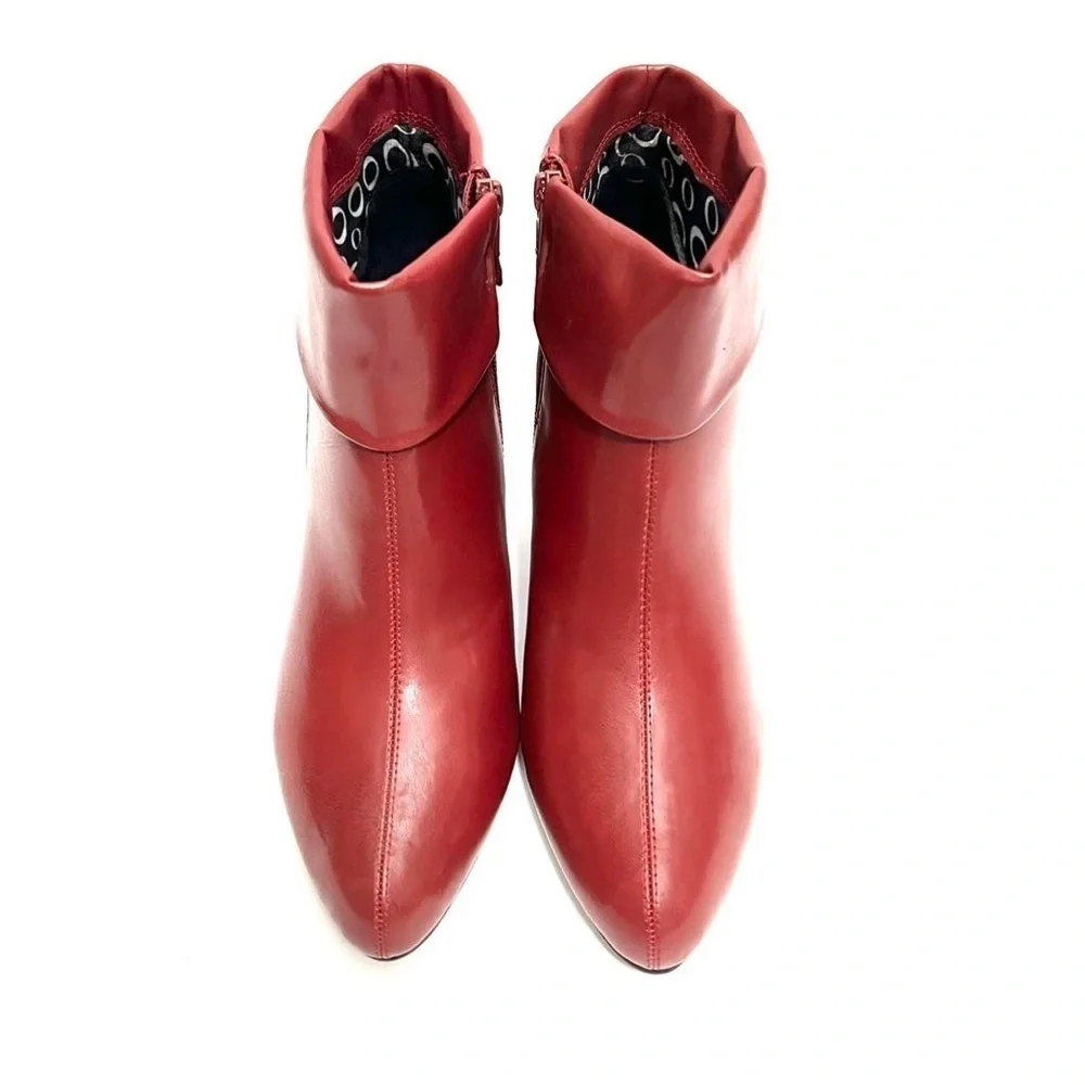 Vintage Y2K deadstock red vegan leather fold over zip up ankle boots