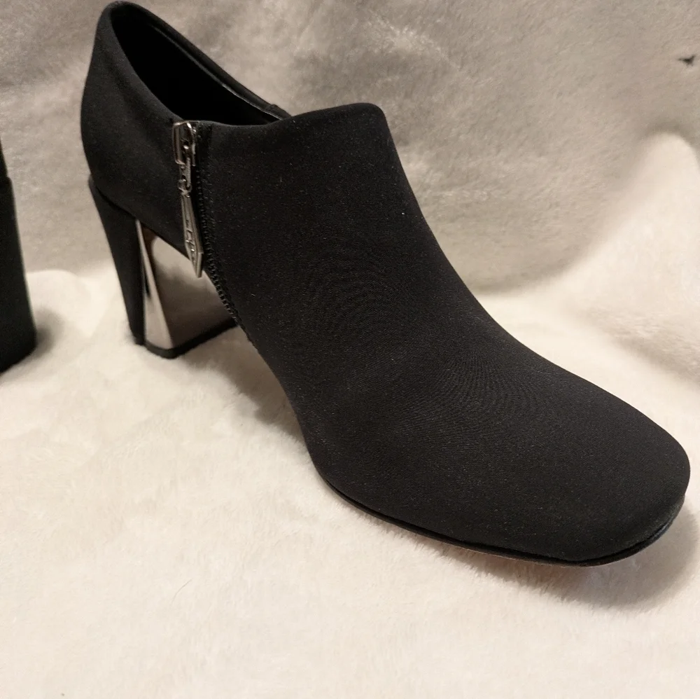 N/A toe silver owned