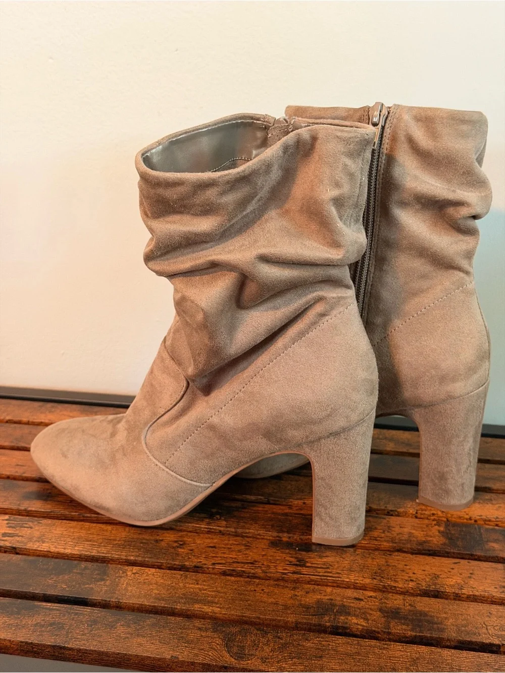 Kelly & Katie soft suede