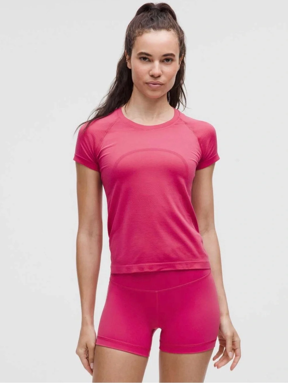 Lululemon Swiftly Tech Short-Sleeve Shirt 2.0 Waist Length Raspberry Coulis