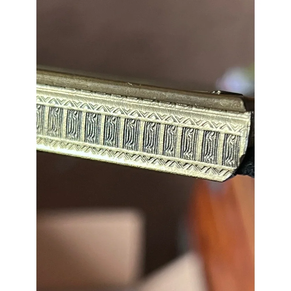 Unbranded vintage ornate