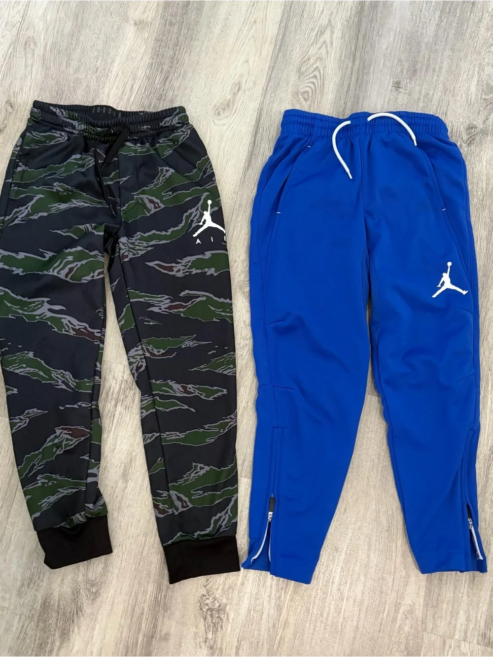 Lot Of 2 Jordan Boys Joggers Sweatpants Size Small 8-10 Camo / Blue Athletic