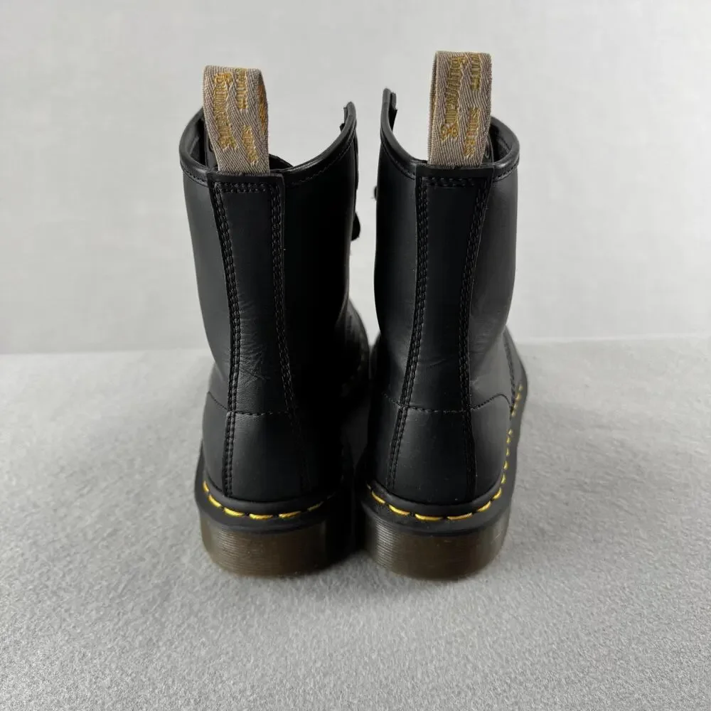 Dr Martens Boots Womens Size 7 Black Leather Lace Up Combat Air Cushion Ankle