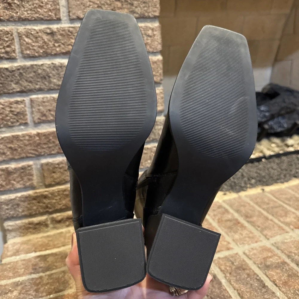 Steve Madden Womens Vallie Square Toe Bootie Size  9 Block Heel Boots