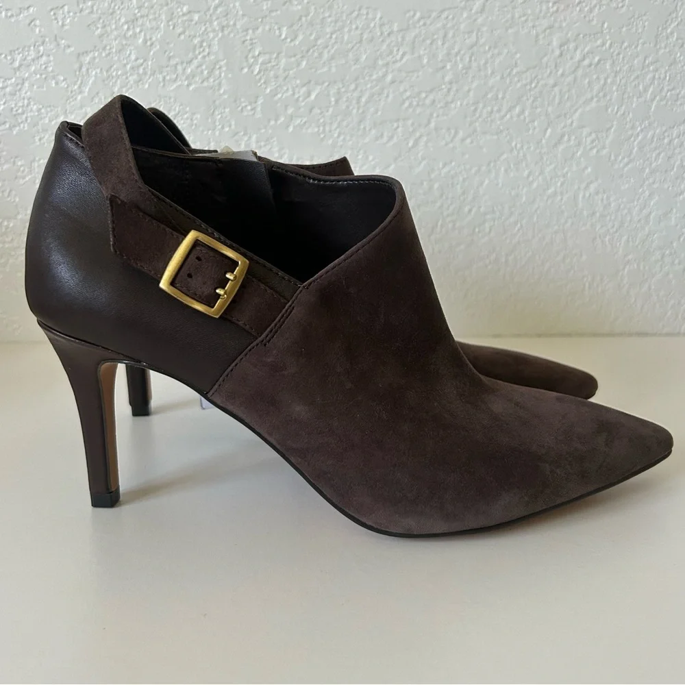 Vince Camuto pointed evening