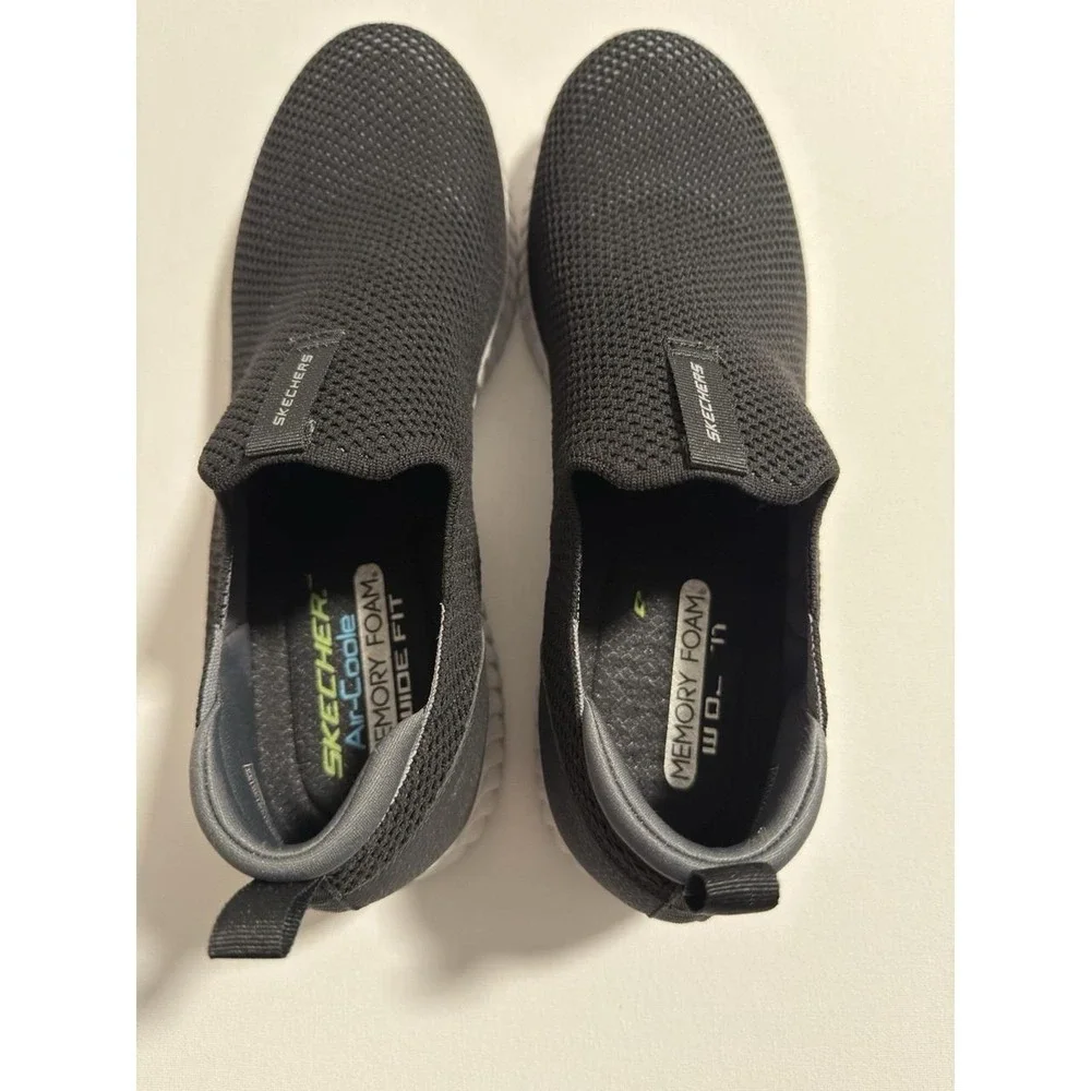 Skechers Men's Wide Fit Machine Washable Black Slip Ons Size 12