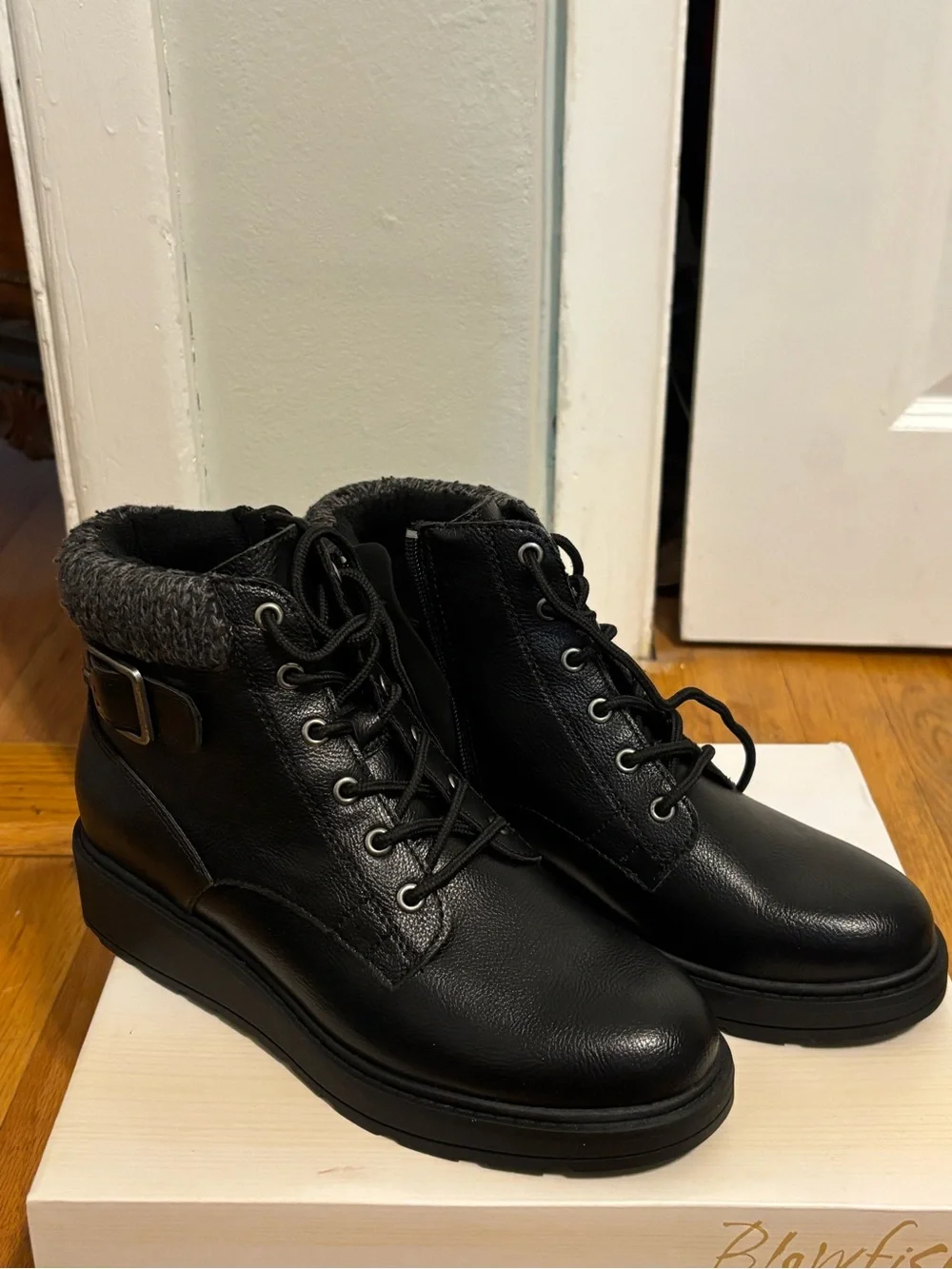 Size 7 Lace Up Ankle Boots