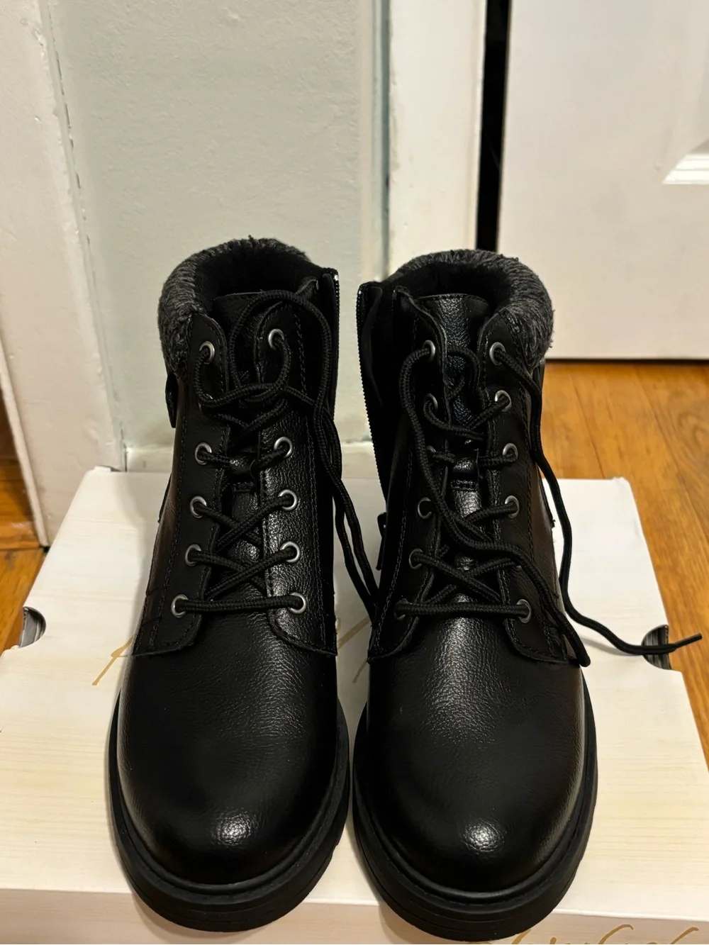 Size 7 Lace Up Ankle Boots