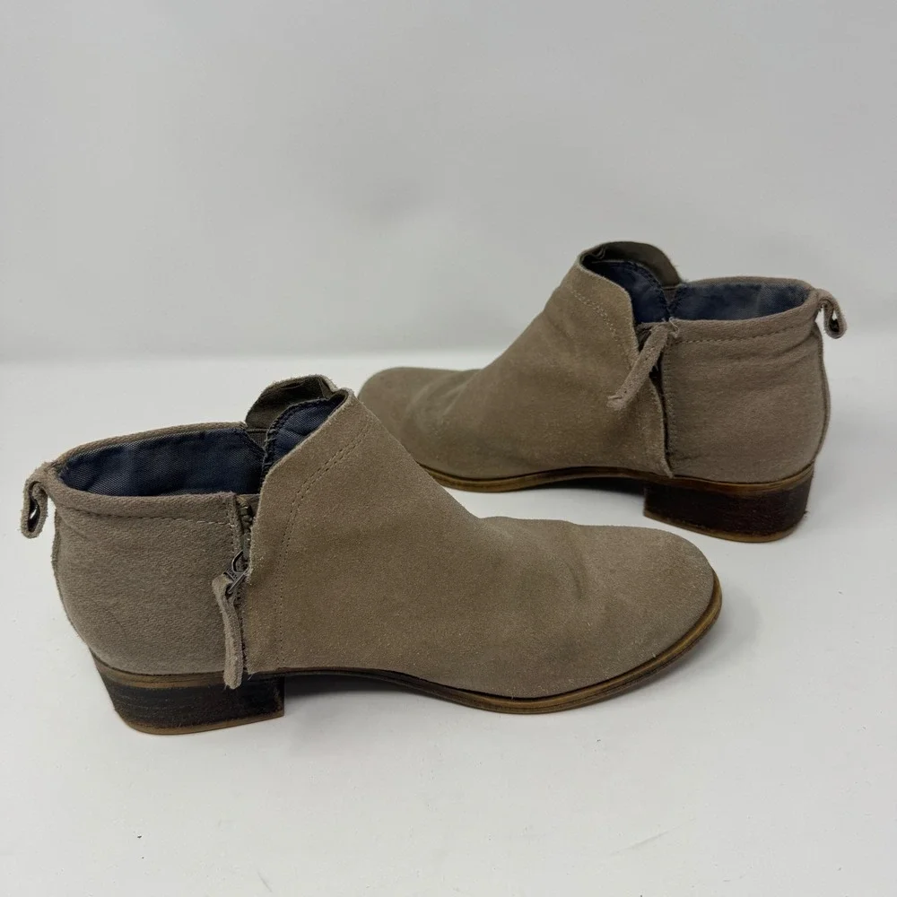 Toms good preowned