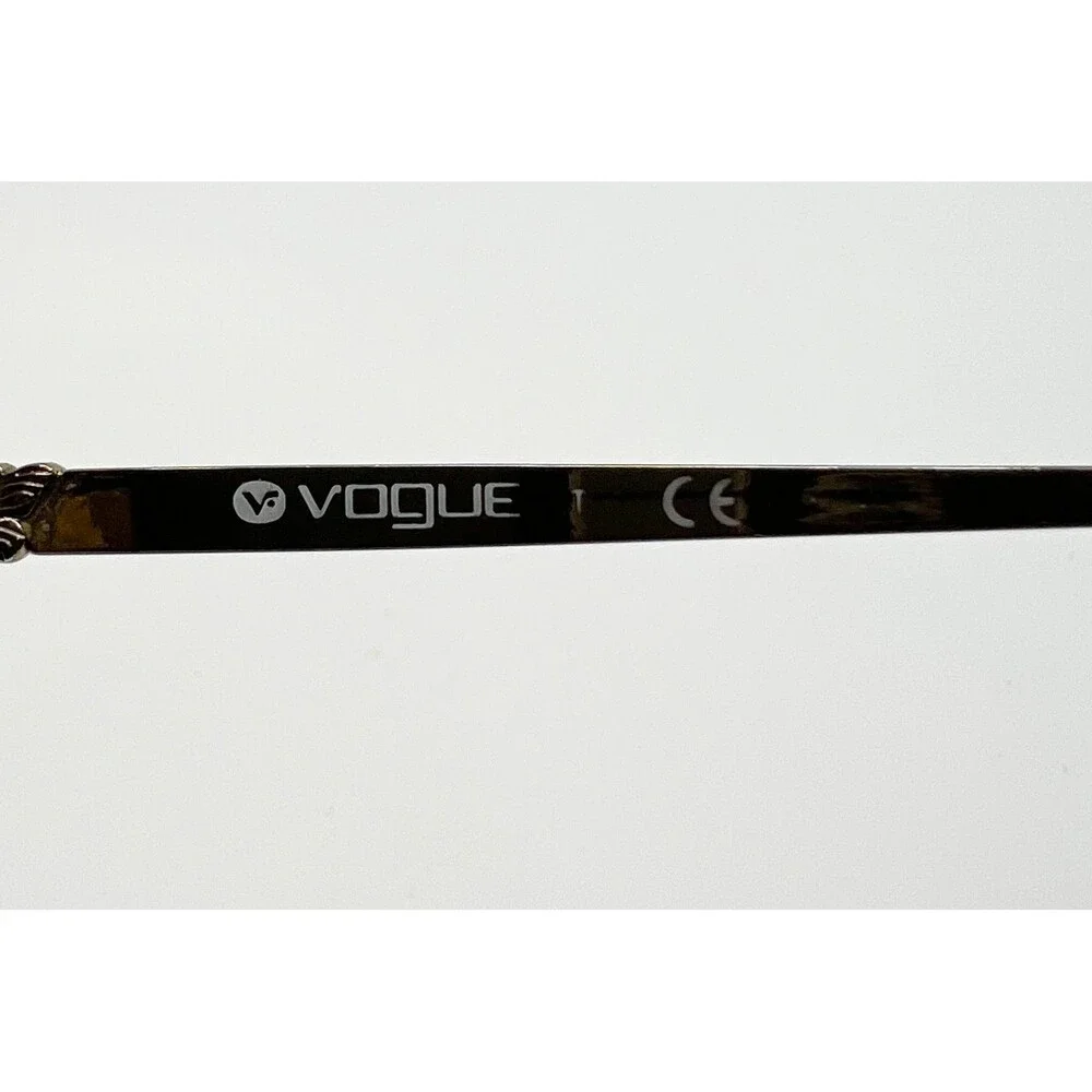 Vogue please message