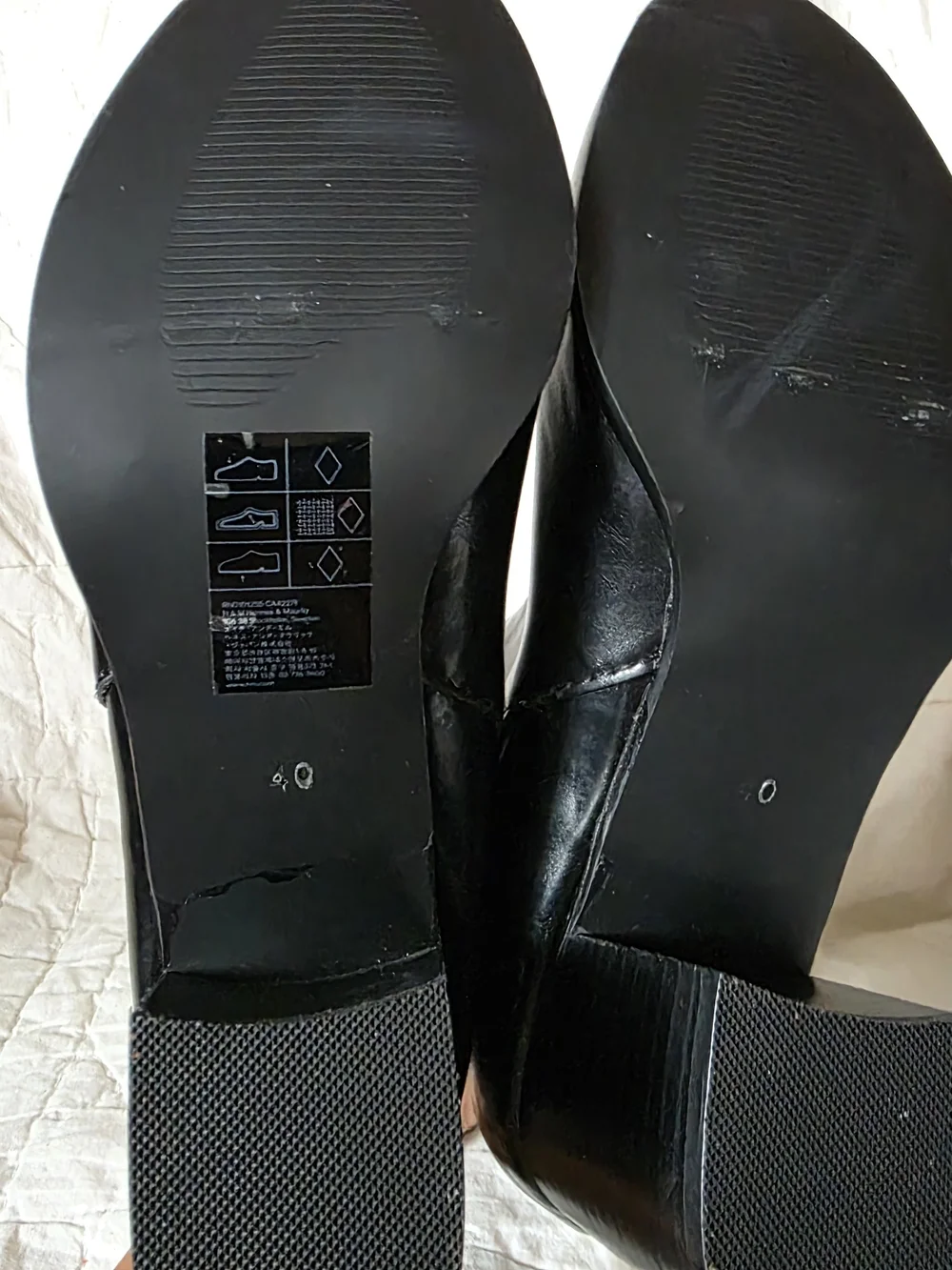 H&M polished black