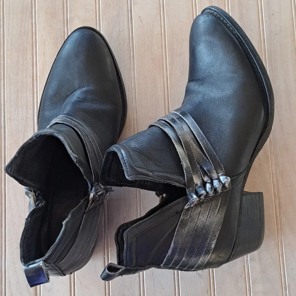 Diba zipper knotted