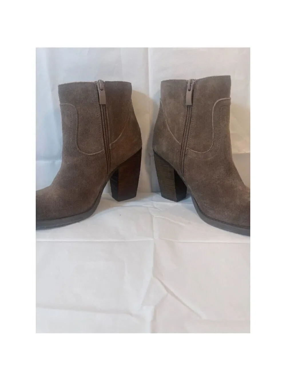 Sbicca rubber sole taupe