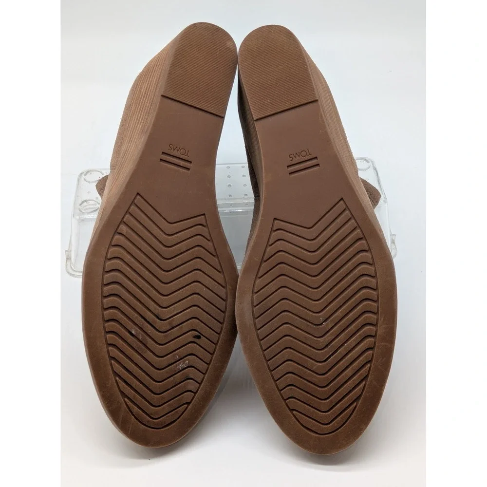 Toms pre owned